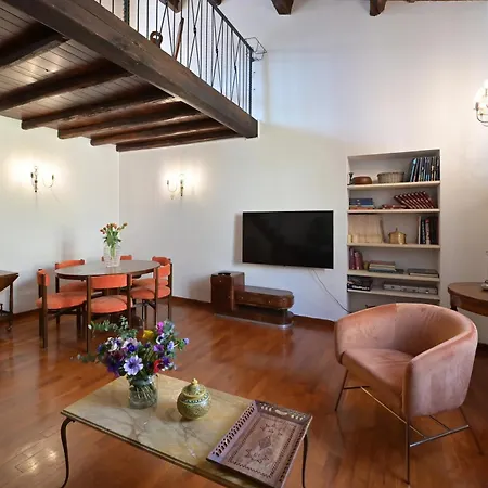 Domus Greci Piazza Di Spagna *